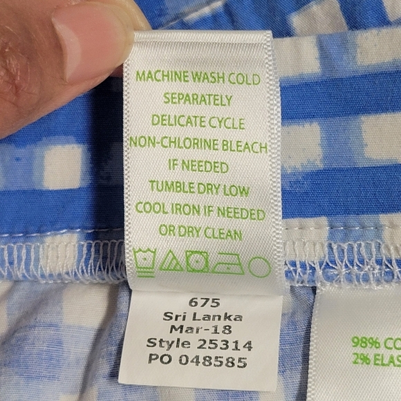 Lilly Pulitzer Ocen View Shorts Feeling Beachy Gingham Print. - Picture 9 of 12